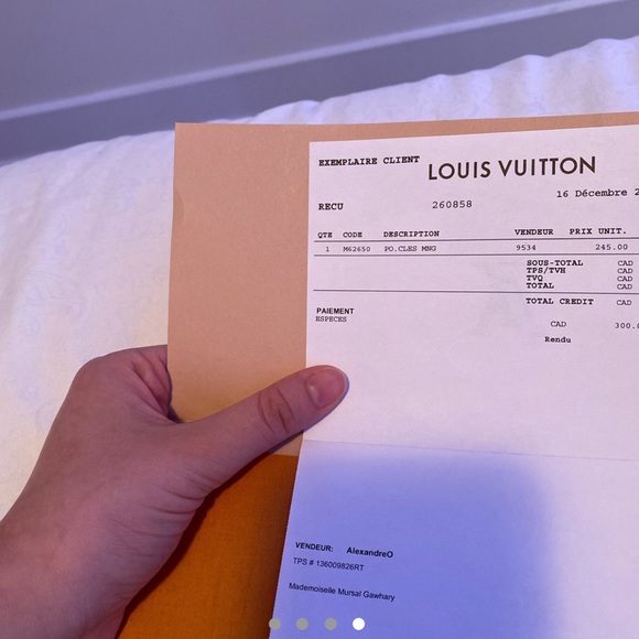 AUTHENTIC Louis Vuitton Key Pouch - Picture 5 of 5